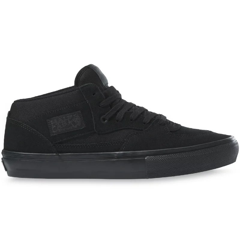 surfboards for better tracking in choppy waters-Vans Skate Half-Cab Black/Black