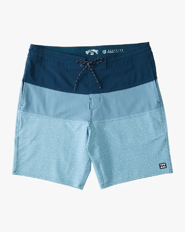 Billabong Men's Tribong Lo Tides 19" Boardshorts